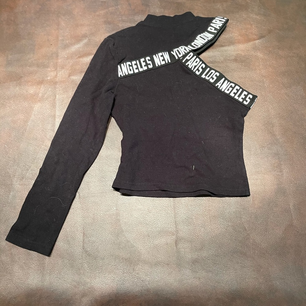 Angular crop top